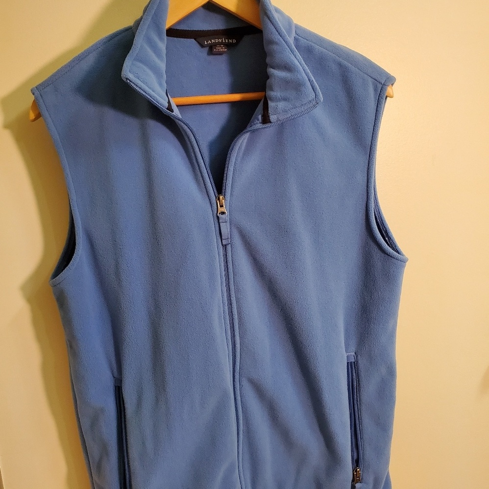 Lands end vest.  Womens.  Fleece.  Small 34-36
